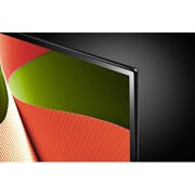 Nahaufnahme des LG OLED TV B4, zeigt den oberen Rand
