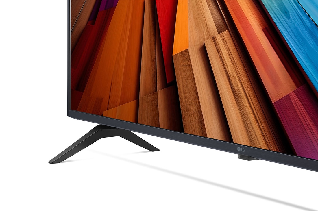 Nahaufnahme der Oberkante des LG UHD TV UT80