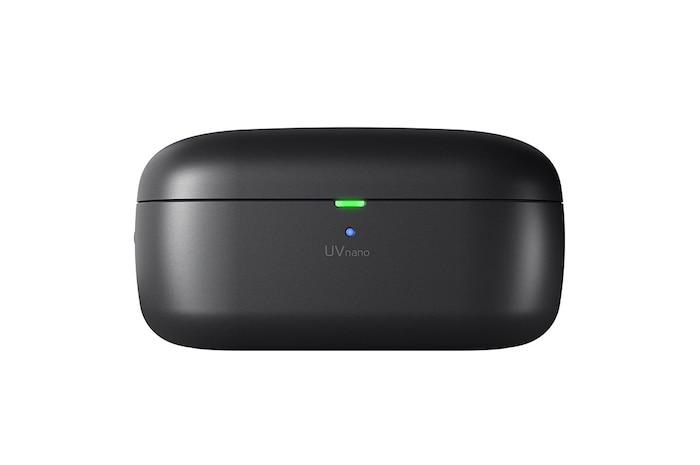 The closed cradle is seen from the left with the Plug and Wireless button showing.