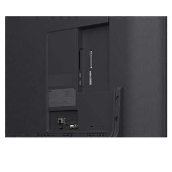 LG AI Magic Remote foran en LG TV skærm. På skærmen er der en personlig hilsen fra LG AI’en med tilpassede nøgleord baseret på brugerens søge- og visningshistorik. Ved fjernbetjeningen er der et ikon og en tekst, der viser, at AI Concierge-funktionaliteten er let tilgængelig med et kort tryk på AI-knappen. 