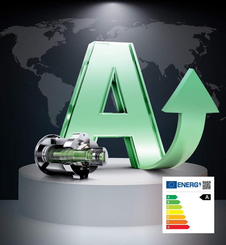 Der er et kort over verden i sort og gråt i baggrunden. Der står et stort, grønt A på en scene i forgrunden. Ved siden af A'et er en LG Inverter Lineær Kompressor. Et søjlediagram nederst til venstre med ENERGI-mærket har en pil, der peger på det højeste grønne niveau.