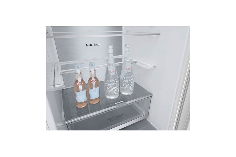 LG 2.03M 384L Kølefryseskab(Hvid) - Energiklasse D, Door Cooling™ og Smart Diagnosis™ med Wi-Fi, GBB72SWUGN