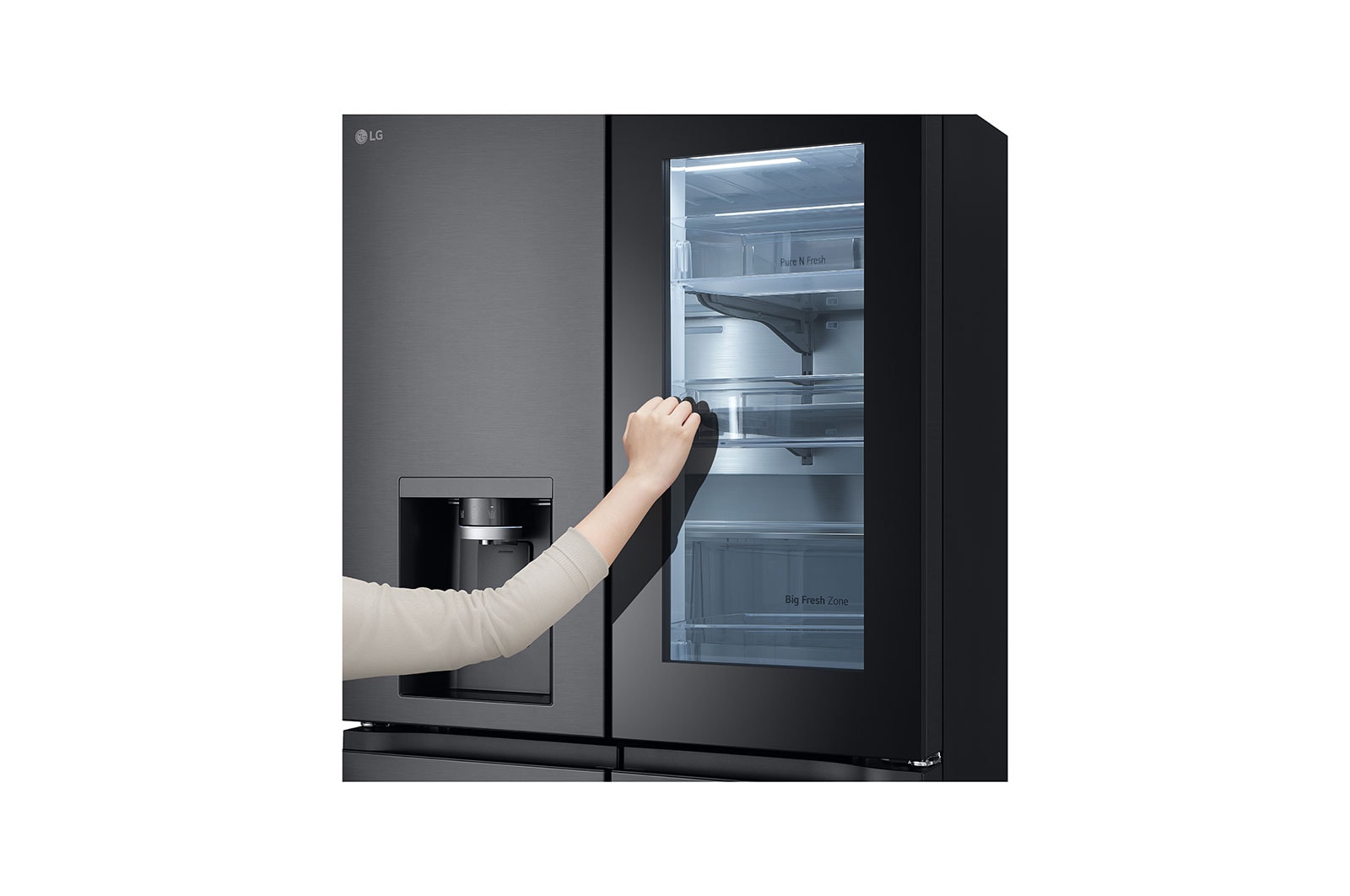LG 638L InstaView French Door (Essence Black) - Energiklasse E, Vand-/isdispenser med vandtilkobling, Smart Diagnosis™ med Wi-Fi, GMG960EVJE