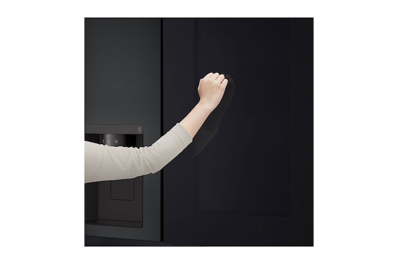 LG 635L InstaView™ Side by Side (Matte Black), Energiklasse E, Vand-/isdispenser med vandtilkobling, Smart Diagnosis™ med Wi-Fi, GSGV80EPLL