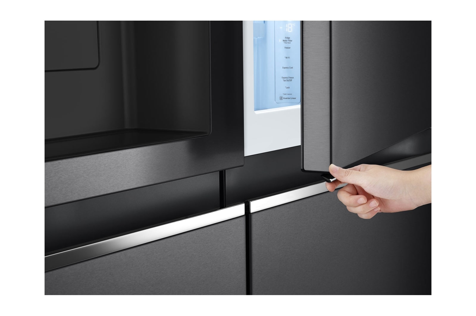 LG 635L Door in Door™ Side by Side (Matte Black Steel), Energiklasse E, Vand-/isdispenser med vandtilkobling, Smart Diagnosis™ med Wi-Fi, GSJV70MCLE