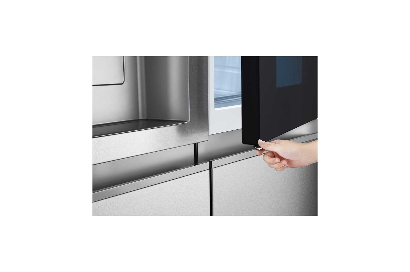 LG 628L InstaView Door in Door™ Side by Side (Metal Sorbet), Energiklasse D, Vand-/isdispenser med vandtilkobling, Smart Diagnosis™ med Wi-Fi, GSXE90MBAD