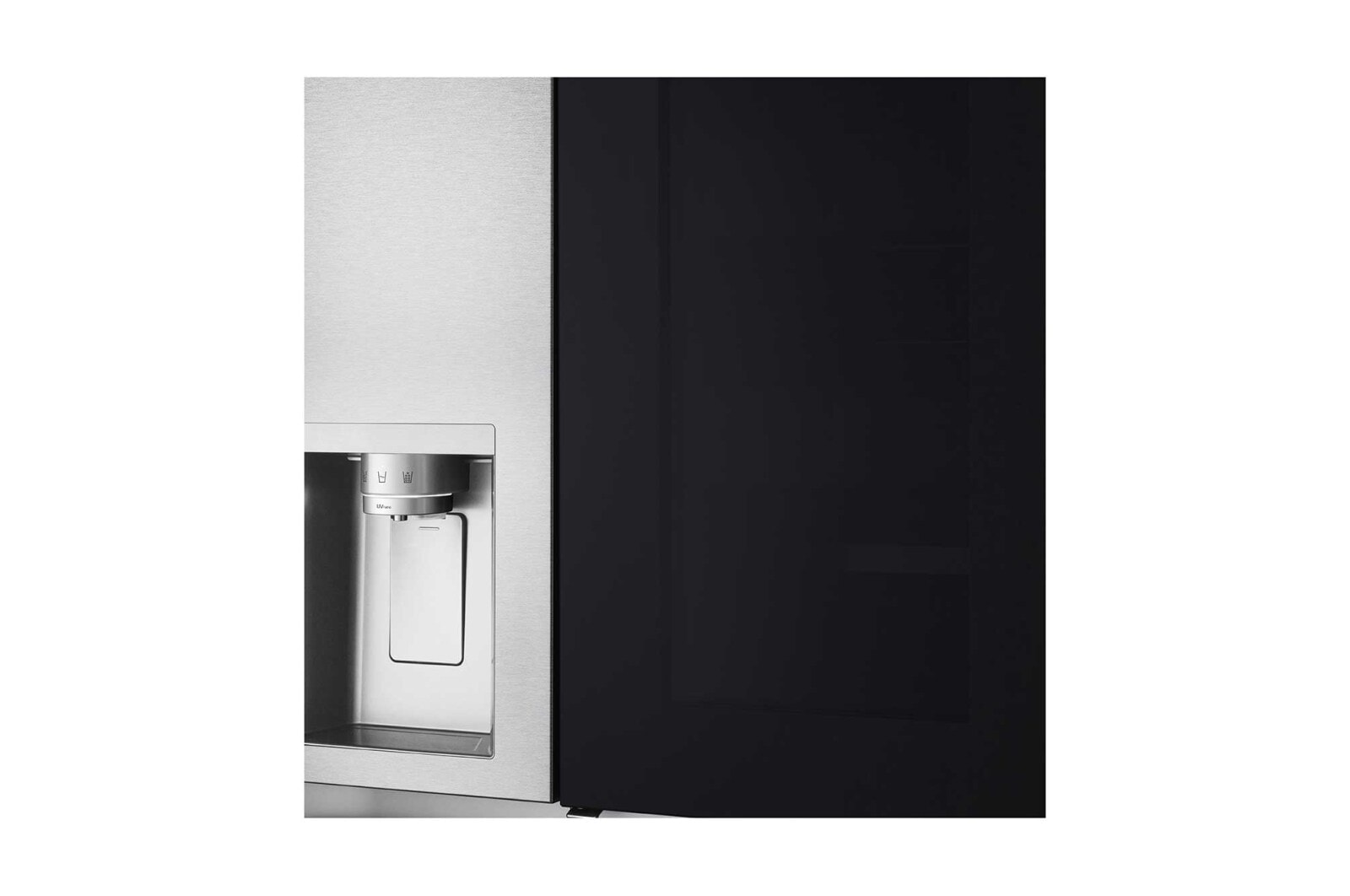 LG 628L InstaView Door in Door™ Side by Side (Metal Sorbet), Energiklasse D, Vand-/isdispenser med vandtilkobling, Smart Diagnosis™ med Wi-Fi, GSXE90MBAD