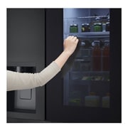 LG 628L InstaView Door in Door™ Side by Side (Essence Black), Energiklasse D, Vand-/isdispenser uden vandtilkobling, Smart Diagnosis™ med Wi-Fi, GSXE91EVAD