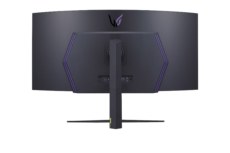 LG 45'' UltraGear™ OLED buet gamingskærm WQHD med 240 Hz opdateringshastighed og en reaktionstid på 0,03 ms (GtG), 45GR95QE-B