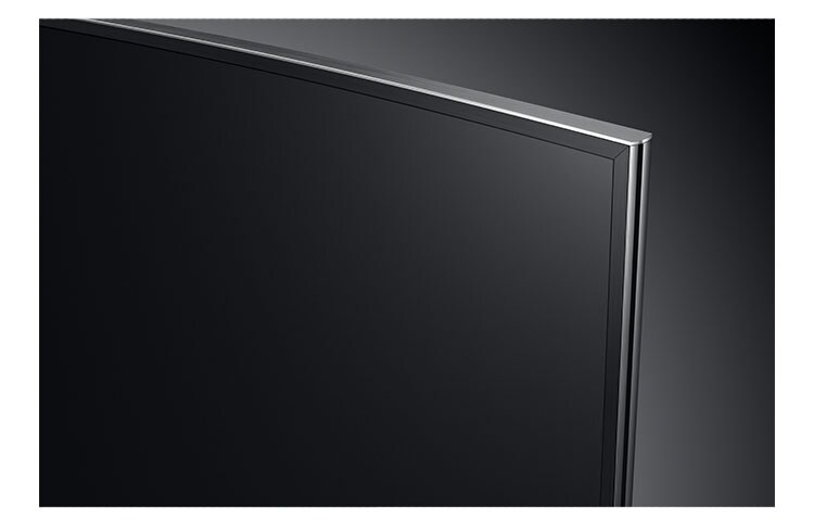 LG 105'' LG ULTRA HD TV, 105UC9V