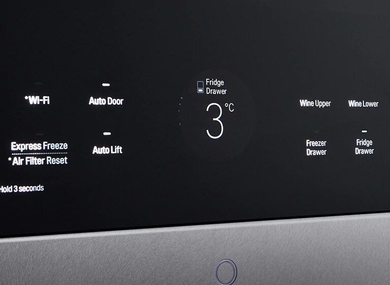 Touch-displayet i glas på LG SIGNATURE vinkøleskabet viser information om indstillingerne for vinen.