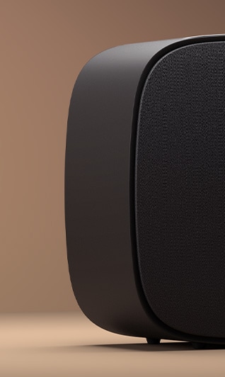 Visning fra siden af en Dolby Atmos-subwoofer, der leverer dyb bas til de bedste hjemmebiografssystemer