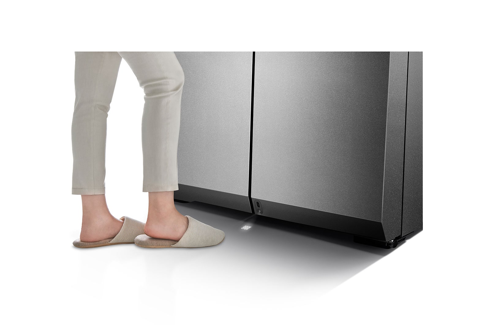 LG ثلاجة سعة 858 لتر باب في الباب الفرنسي، فضي, GR-X33FGNGL