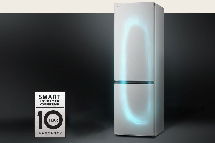 ثلاجة مزودة بنظام تبريد فعال من خلال Smart Inverter Compressor وملصق ضمان لمدة 10 سنوات على الضاغط.	