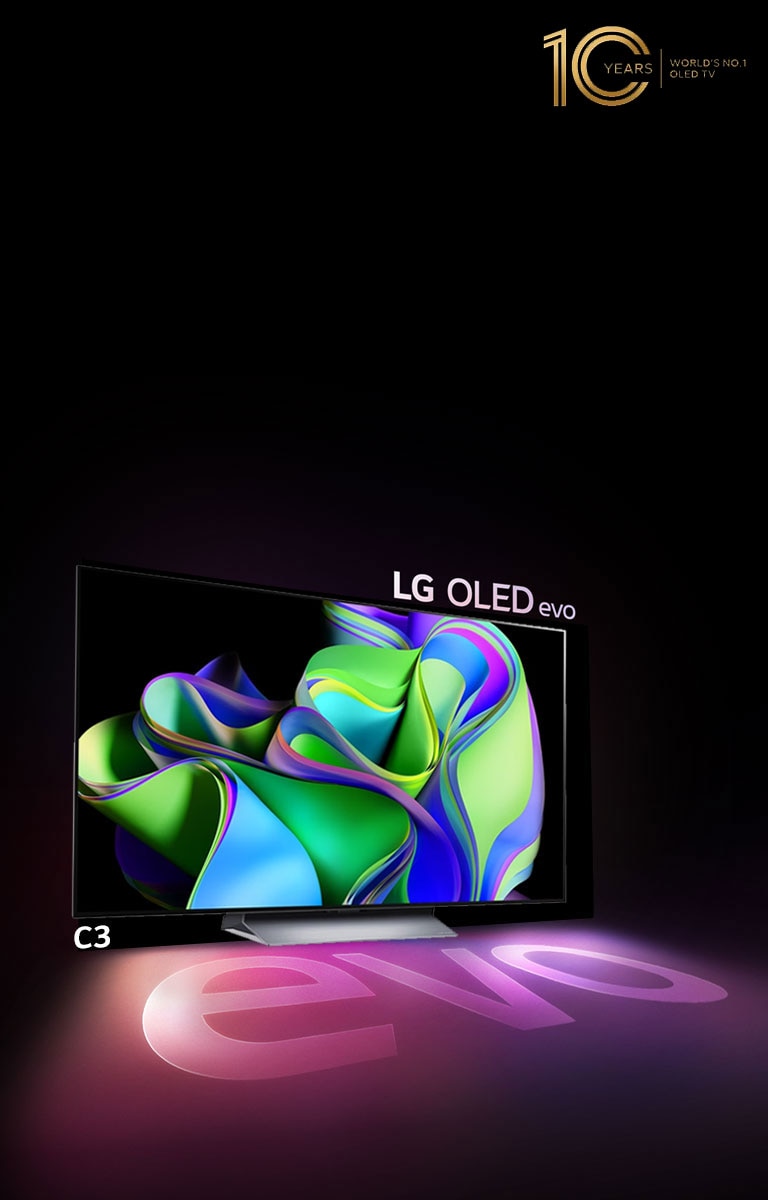 تلفزيون LG OLED G3 evo يشع سطوعًا وإشراقًا في مكان مظلم. وفي أعلى اليمين، يظهر شعار الاحتفال بالعيد السنوي العاشر لظهور تقنية OLED.