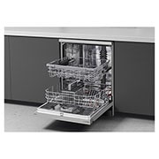 LG Dishwasher QuadWash™ Steam | Silver | 14 Place Settings, DFC532FPE