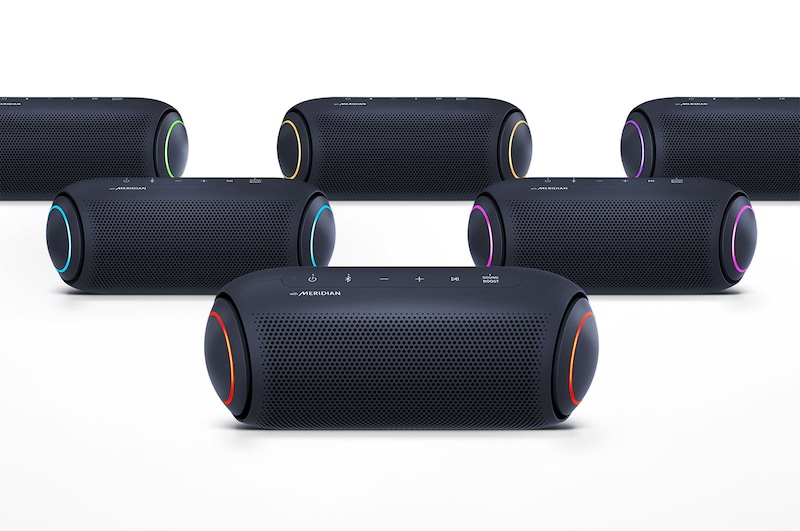 LG XBOOMGo PL7 Blueblack, 30W, with Meridian, Waterproof, Long Battery Life(24hours), Dual Action Bass, Multi color lighting, Party Link (New), PL7