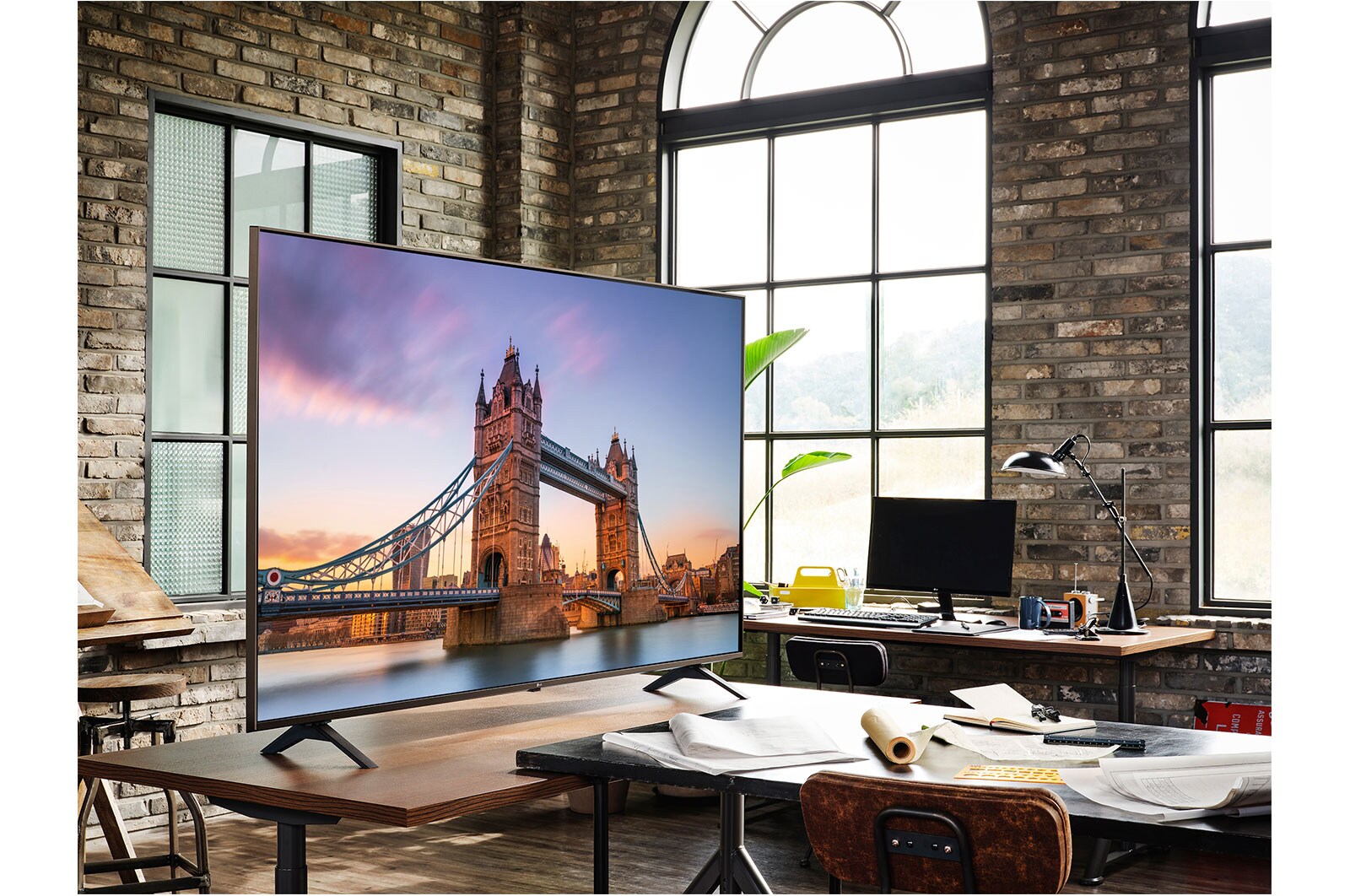 LG UHD 4K TV 65 Inch UP81 Series, Cinema Screen Design 4K Active HDR WebOS Smart AI ThinQ , 65UP8150PVB