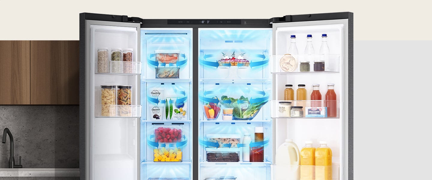 Inside the refrigerator filled with ingredients, blue arrows, which mean cold, are displayed below, on both sides, and on the whole.