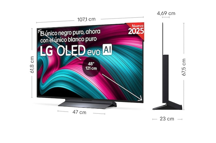 Vista en ligero ángulo del televisor LG OLED evo AI C5E 4K Smart TV.