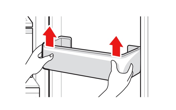 Sostén ambos lados de la cesta y extráela levantándola hacia arriba