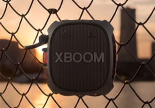 Imágenes lifestyle para mostrar cómo acoplar LG XBOOM Go XG2T.