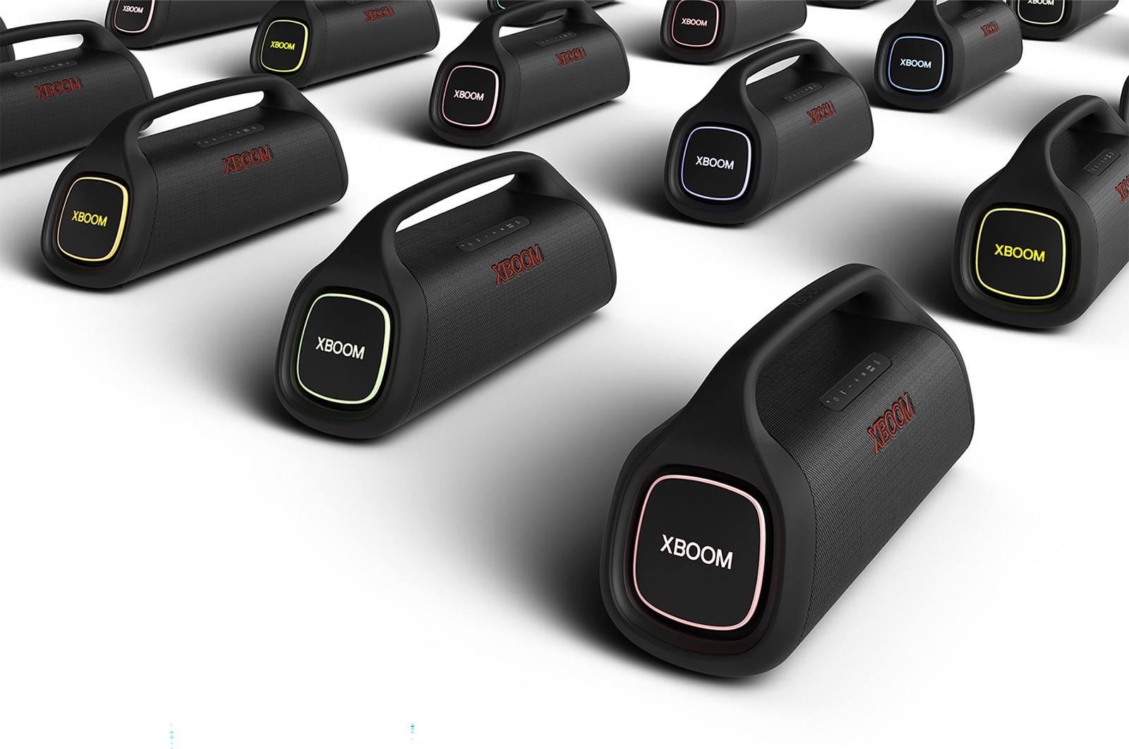 LG Altavoz Bluetooth XBOOM Go XG9QBK. Bajos potentes, resistencia al aguay polvo IP67 y hasta 24 horas de batería, XG9QBK