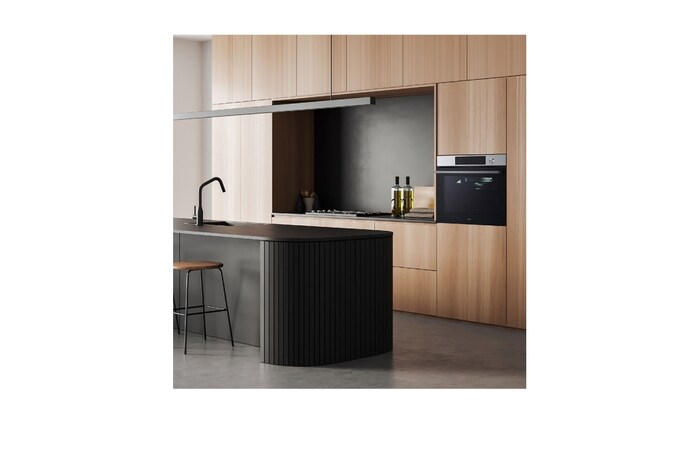 LG Horno Pirolítico Instaview 76L A+ con sistema de limpieza Blue EasyClean, guías, acero inoxidable, WSED7613S