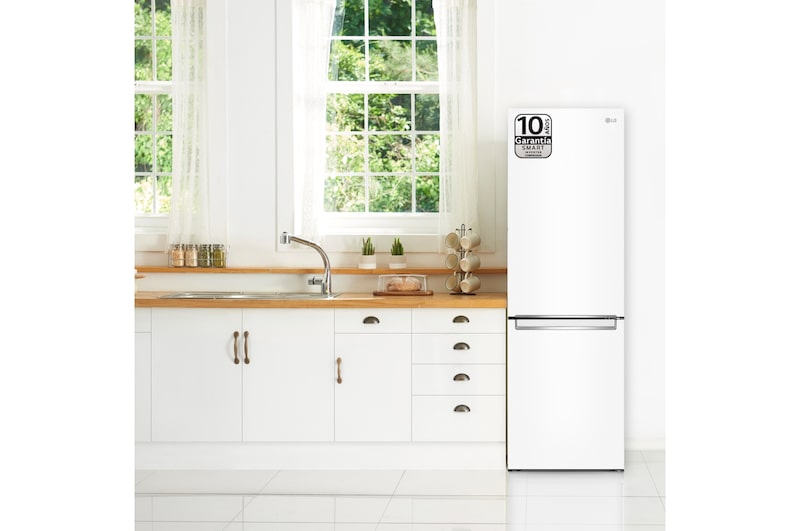 LG Outlet Frigorífico Combi 1,86m, Clasificación C, capacidad de 374l, Blanco, serie 600, GBB61SWGCN1.OUTLET