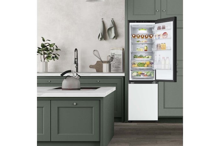 LG Frigorífico Crystal Door Combi 2m, Clasificación C, capacidad de 419l, Blanco satinado, GBB72TW9CQ1