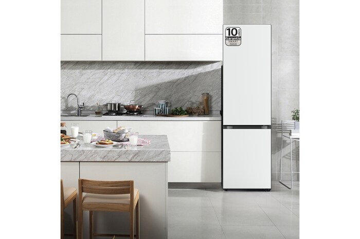 LG Frigorífico Crystal Door Combi 2m, Clasificación C, capacidad de 419l, Blanco satinado, GBB72TW9CQ1