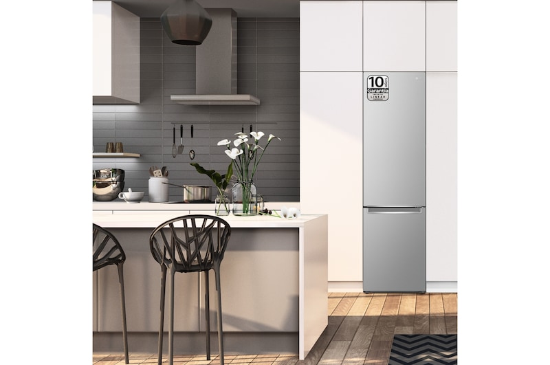 LG Frigorífico Combi Door Cooling+, 2m, Clasificación B, capacidad de 419l, Inox Antihuellas, Serie P500 , GBP52PYNBN