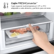 LG Frigorífico Combi Door Cooling+,  1,86m, Clasificación C, capacidad de 374l, blanco. Serie 300, GBV3100CSW vista frontal ladeada, GBV3100CSW