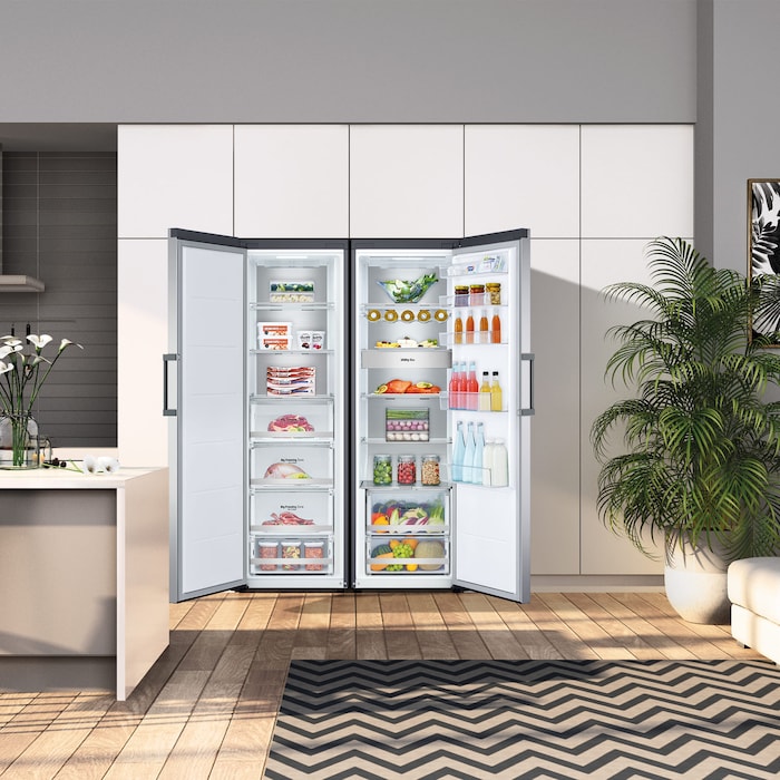 LG Congelador 1 puerta Total No Frost, Clasificación D, 355 L, Acero inoxidable texturizado , GFM61MBCSF