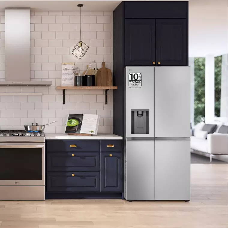 LG Outlet Frigorífico Side By side Serie 400, Door-In-Door, sin toma de agua, Inox antihuellas. E, 641 L, GSJC41PYPE.OUTLET