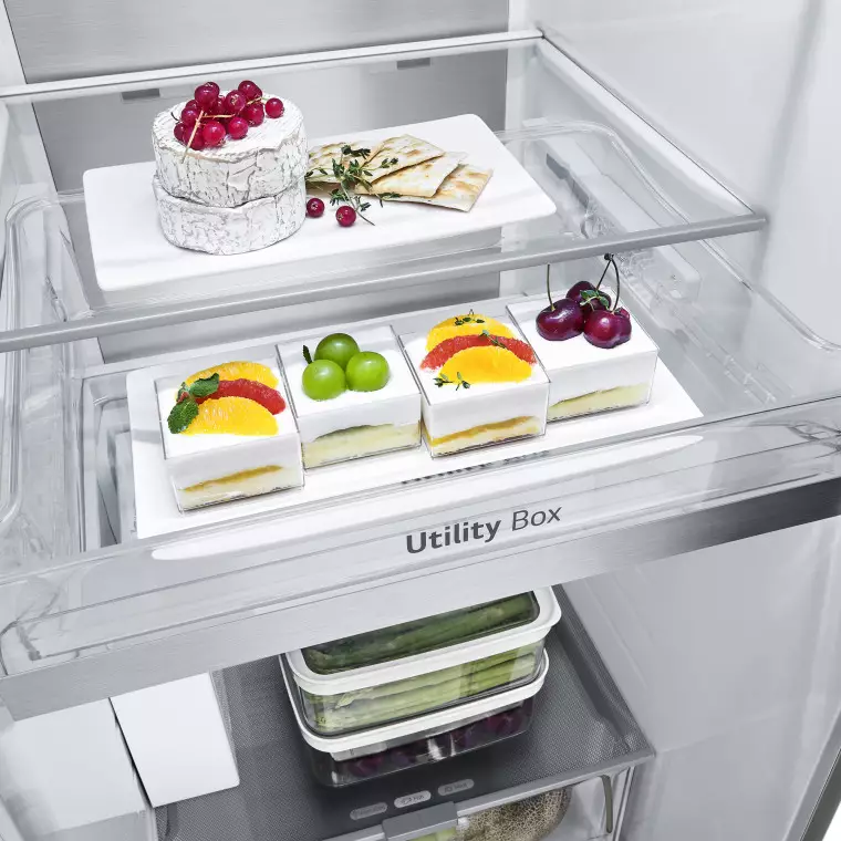 LG Frigorífico Side By side  Serie 900, Instaview Door-In-Door, con Craft Ice, Acero texturizado antihuellas.  D, 628 L, GSXE90MBDD.AMBQEUR