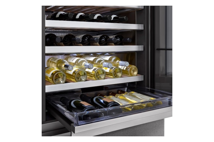 LG Vinoteca Gourmet SIGNATURE (1,79m, capacidad para 65 botellas, Acero Inoxidable Premium Texturizado), E, LSR200W