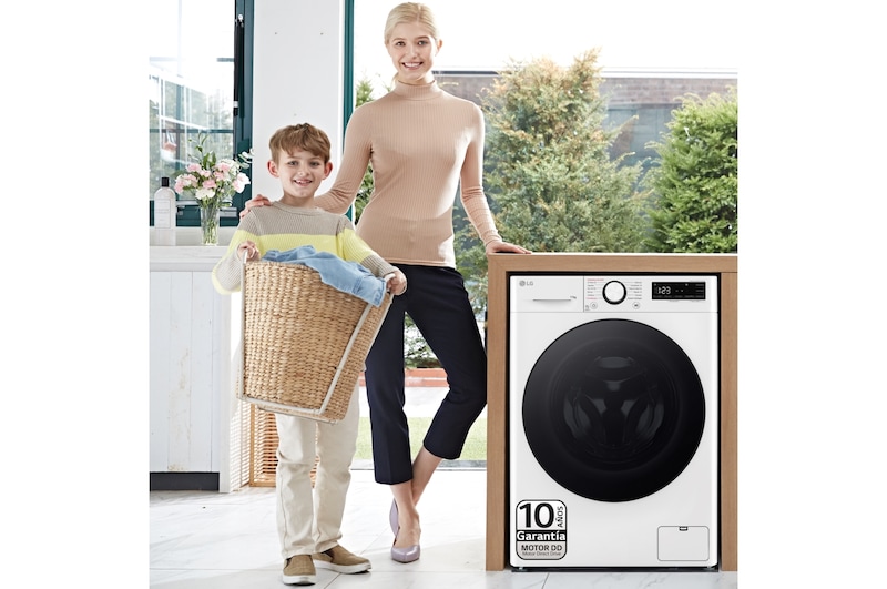 LG Lavadora inteligente AI Direct Drive. TurboWash 360º, Vapor,  11kg ,  1400rpm Un 10% más eficiente que A, Serie 600, F4WR6011AGW