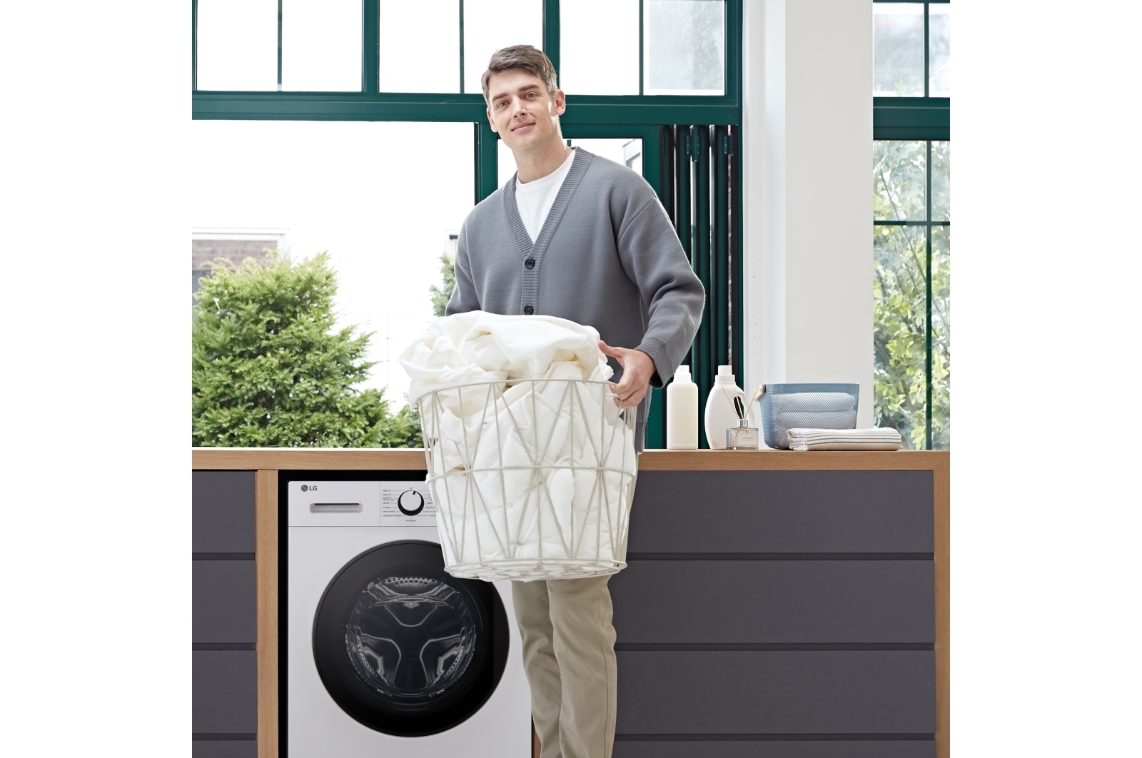 LG 9 kg y 1400 rpm Lavadora Frontal en Blanca AI DD™, F4WT2009S3W