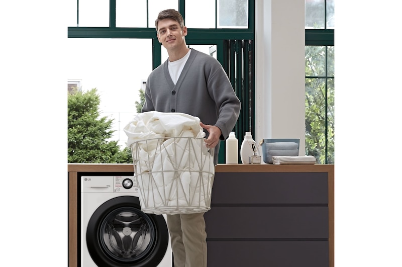 LG Lavadora inteligente  AI Direct Drive TM, con Vapor, 10,5kg, 1400,  Clasificación A Blanca, Serie 300, F4WV301S6WA