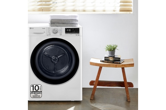 LG Secadora 8kg, C, con Bomba de calor Dual Inverter, Blanca, Serie 900, RH80V9AV4N