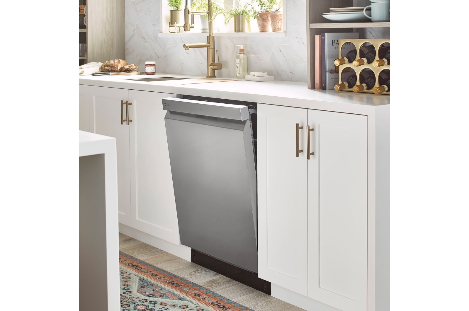 LG Lavavajillas LG QuadWash ™  , con lavado a vapor, Inox antihuellas, D, DF242FPS