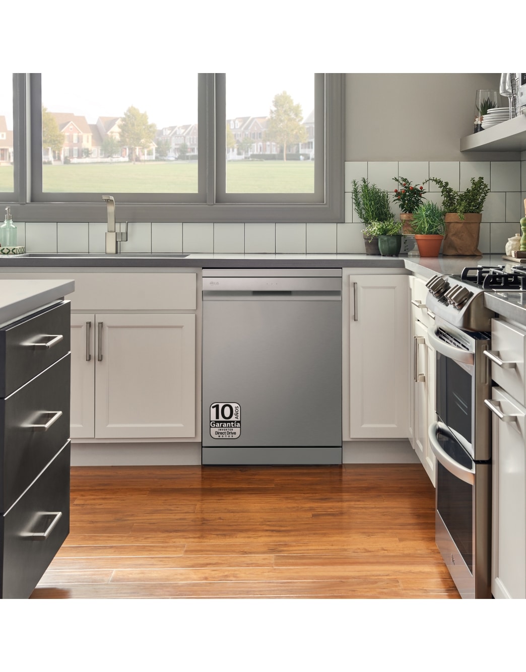 LG Lavavajillas LG QuadWashTM , TrueSteam,  Acero inoxidable antihuellas, clasificación  C, con lavado a vapor y tercera bandeja , DF455HSS.OBSEXC