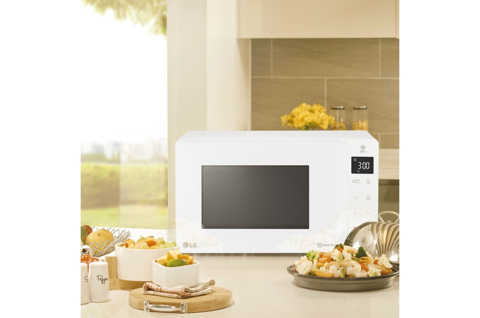 LG Microondas Grill Blanco Smart Inverter 1000W de 25 litros, MH6535GDH
