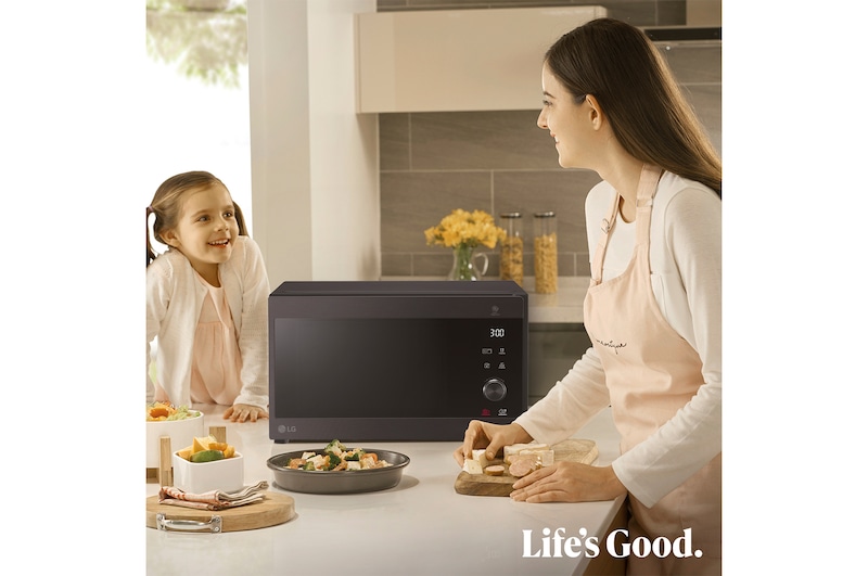 LG Microondas Grill Smart Inverter 1000W de 25 litros, Acero negro, MH6565CPW