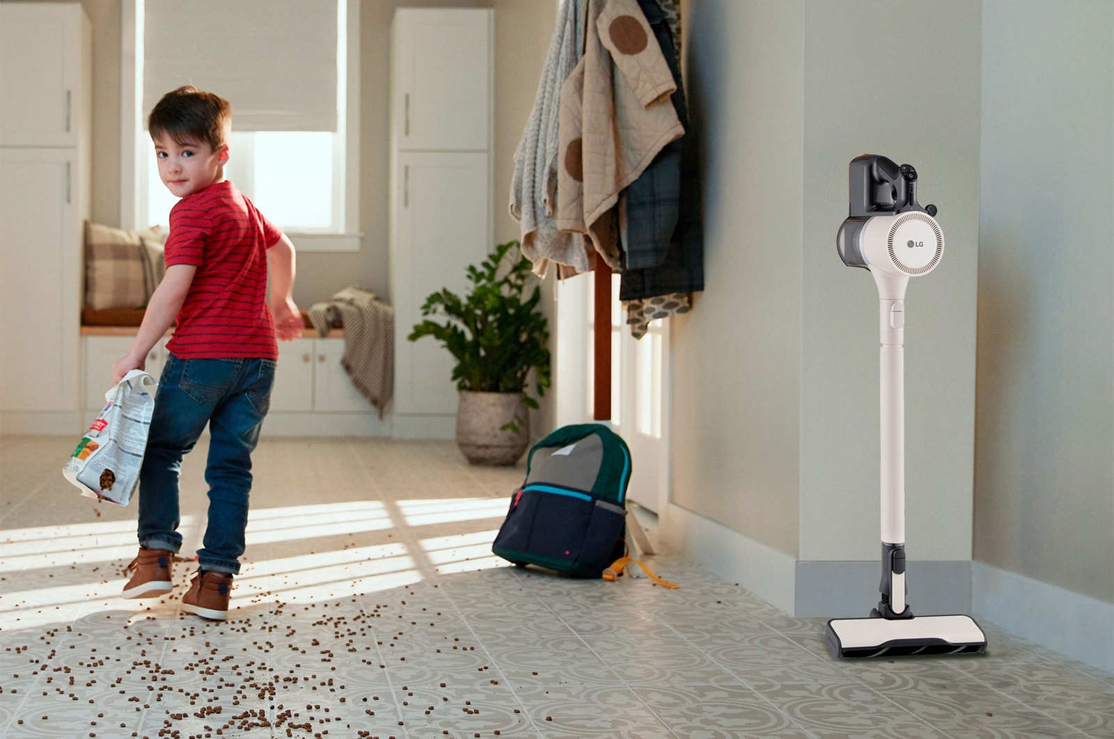 LG Outlet Aspirador escoba LG Kompressor 220W succión, sistema de compresión de polvo, A9K-LITE1C.OBSEXC