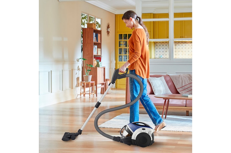 LG Aspirador sin bolsa  650W con sistema de compresión de polvo LG Kompressor, azul, VK8506NHAC