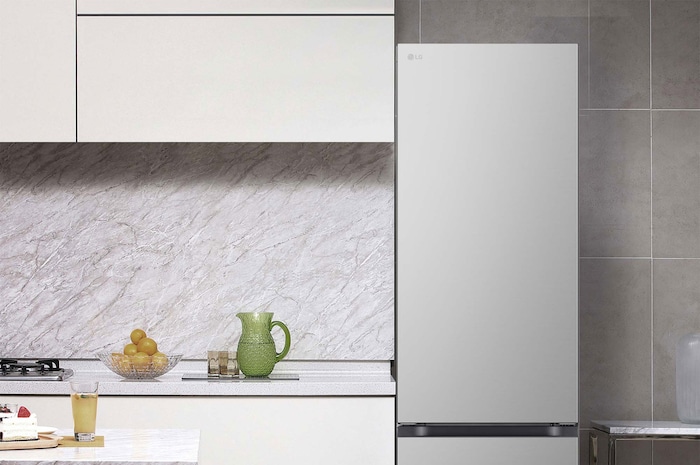 LG Frigorífico Combi Door Cooling+, 2030cm, Clasificación D, capacidad de 419l, Inox antihuellas, serie 500, GBV5240DPY