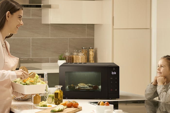 LG Microondas Grill 900W de 30l, Negro, MH7032JAS