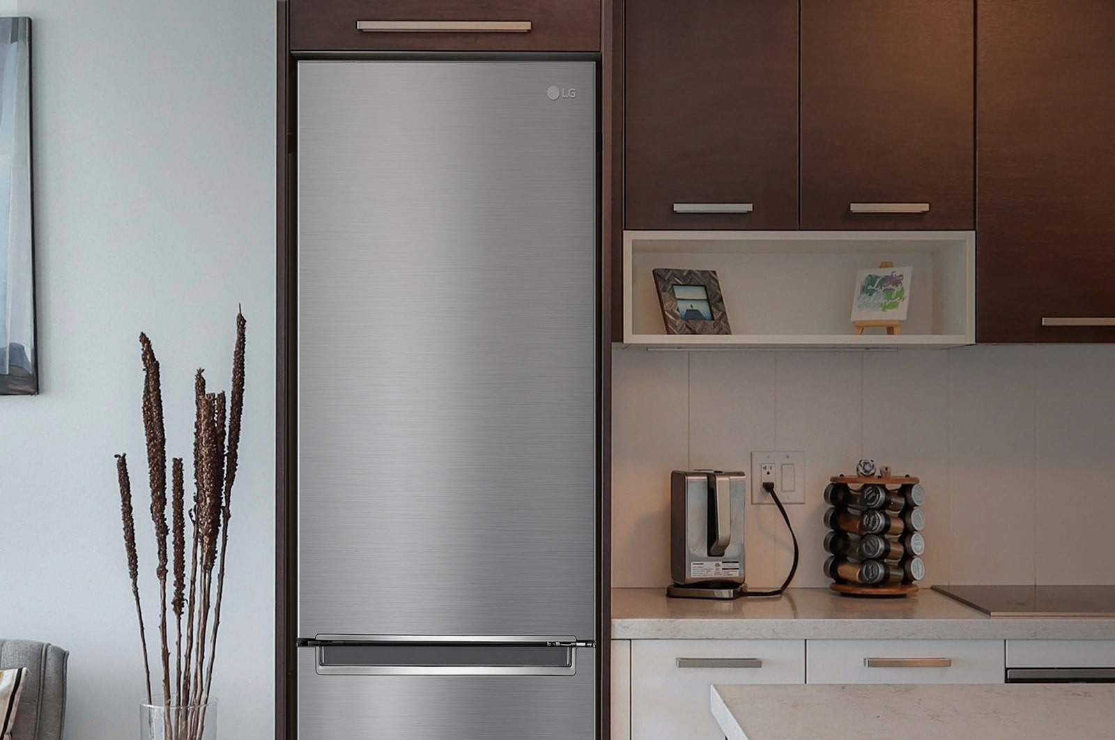 LG Frigorífico Combi 1,86m, Clasificación D, capacidad de 374l, Inox grafito , serie P-600 , GBP61DSPGN
